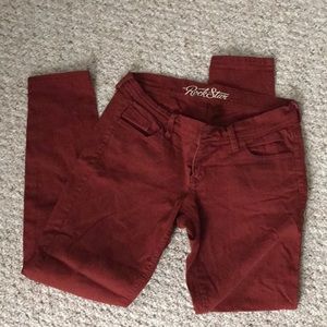 Old Navy Red Cropped Ankle Pants! ❤️